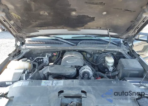 2005 Chevrolet Silverado 1500 Z71 from USA, damaged, VIN 2GCEK13T751334355